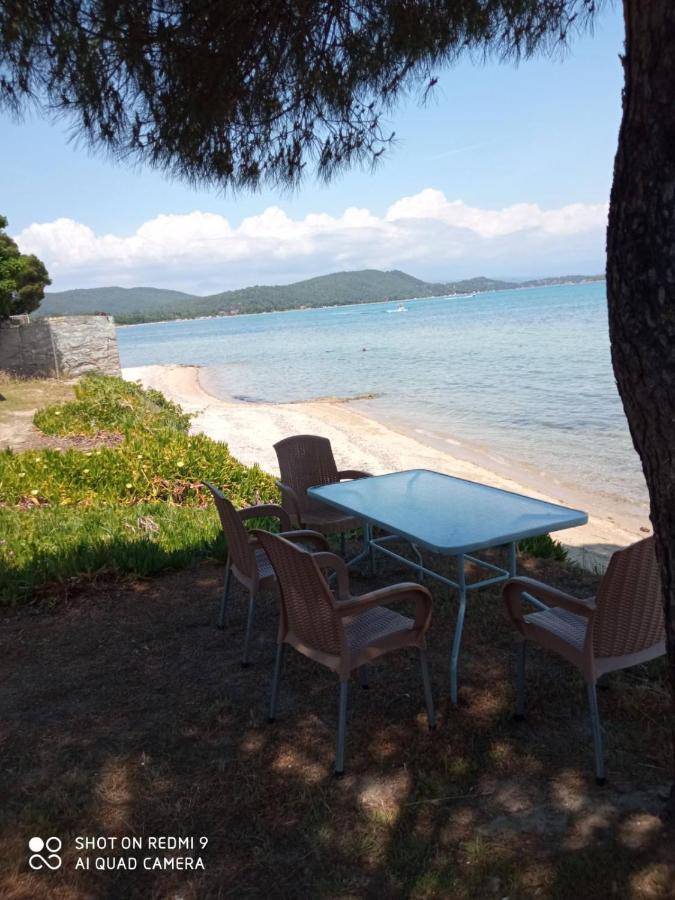 Studios Efi Beach Vourvourou Exterior foto